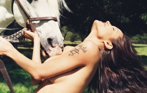 Adiós a las tetas de Angelina Jolie