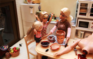 Las Barbies psicópatas de Mariel Clayton