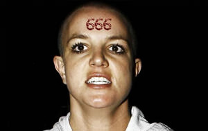 Britney Spears intenta suicidarse