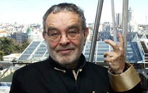 Fernando Arrabal en todo su esplendor