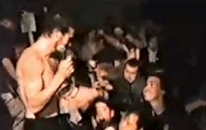 Violencia en un concierto de hardcore