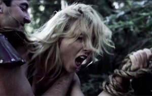 Kayden Kross dans un clip qui déchire
