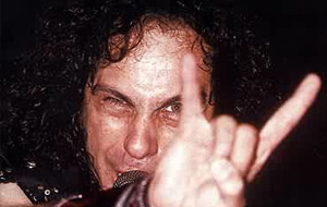 Muere Ronnie James Dio, figura clave del metal
