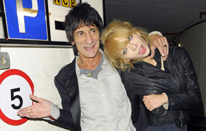 Ronnie Wood, el rey del Viagra