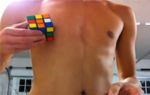 Resolver un cubo de Rubbick con los pezones