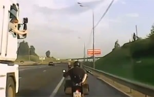 Follar en moto, la típica actividad rusa
