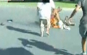 Vídeo del rumano quemado a lo bonzo